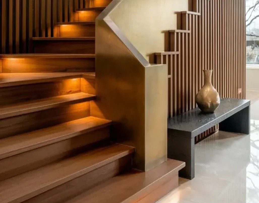 خرید انواع پله چوبی